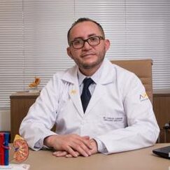 clinica de ortopedia y traumatologia dr carlos cordova