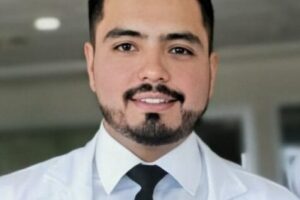 Dr. Alejandro Béjar Valdovinos, Traumatólogo y Ortopedista
