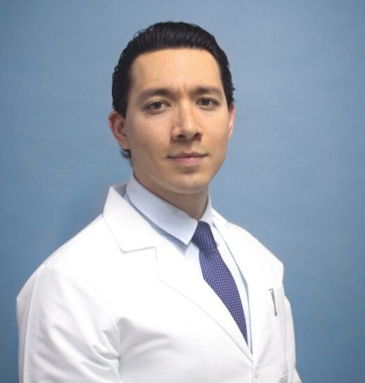 dr alejandro rueda traumatologo ortopedista en monterrey
