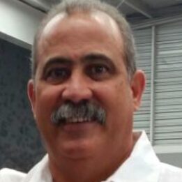 Dr. Arturo Ruiz Armenteros 1 dr arturo ruiz armenteros