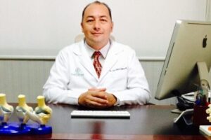 Dr Carlos Alberto Ramírez Moreno. Traumatologo