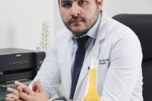 Dr. David Jiménez Idi, Ortopedista