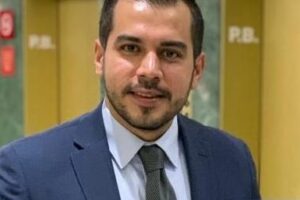 Dr. Eduardo Villanueva Manzo Alta Especialidad en Rodilla, Cirugía de Hombro, Traumatólogo y Ortopedista Morelia Orthotrauma