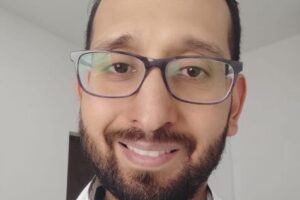 Dr. Emmanuel Chávez Flores, Traumatólogo