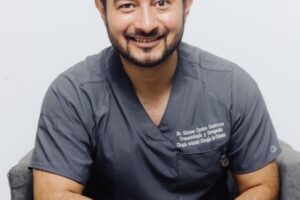 Dr. Esteban Castro Contreras .-Especialista en Lesiones deportivas y Enfermedades de Articulaciones / Columna Vertebral