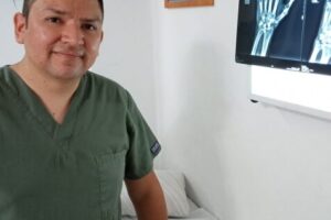 Dr. Javier Garfias Rosas, Ortopedista 7 Dr. Javier Garfias Rosas, Ortopedista