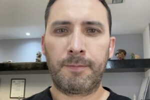 Dr. Luis Enrique Hernández Colín – Ortopedista en Naucalpan