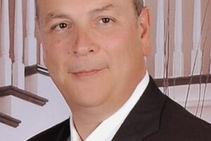 Dr. Manuel Gerardo Ylizaliturri Resce, Ortopedista