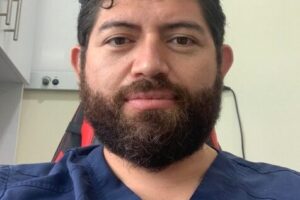 Dr. Victor Manuel Bobadilla Narvaez, Ortopedista