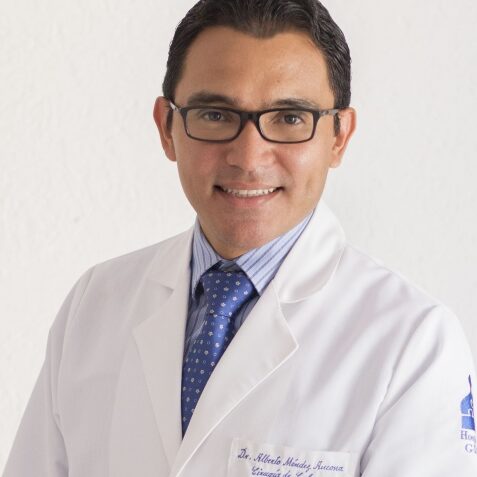ortopedista en merida dr alberto mendez ancona cirujano de columna