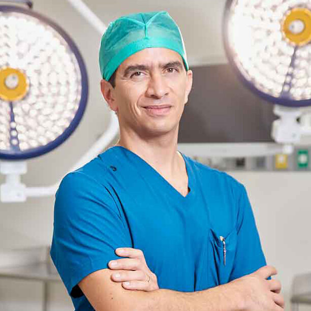 Ortopedista en Puebla. Especialista en Rodilla, Cadera y Hombro - Dr. David Cantú Morales 1 ortopedista en puebla especialista en rodilla cadera y hombro dr david cantu morales 1